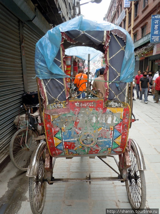 Велокарета на улице в Тамеле Непал