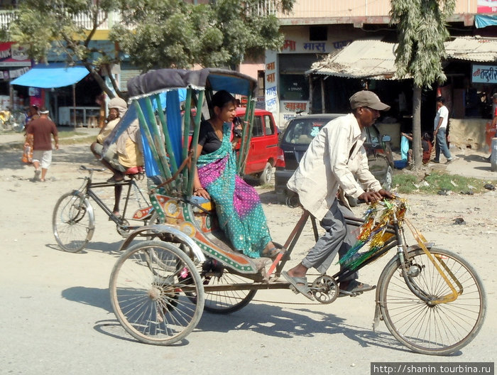 Велорикша Непал