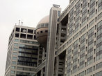 Шар на здании Фудзи ТВ