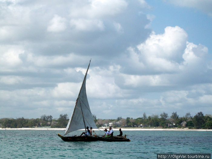 Наперегонки с белыми парусами Момбаса, Кения