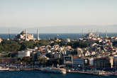 Вид со смотровой площадки башни Галата на Босфор и Константинополь