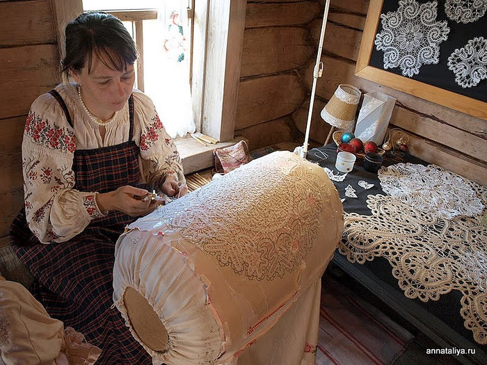 Плетение кружев Верхние Мандроги, Россия