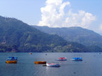 Лодки на озере Фева