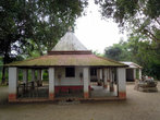 Индуистский храм в Саурахе
