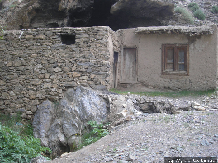 Здесь живут люди. Майданшахр, Афганистан