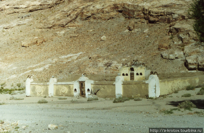 Мазар — святое место Ваханская долина, Таджикистан