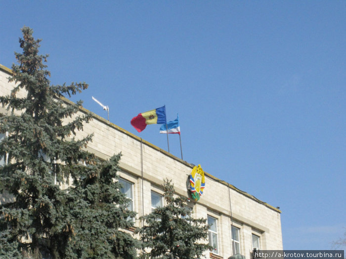 Комрат = столица Республики Гагаузия (в Молдавии) Комрат, Молдова