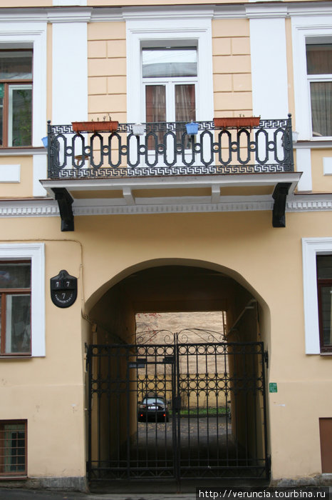 Здесь располагалась квартира Достоевского, где он написал «Преступление и наказание». Санкт-Петербург, Россия
