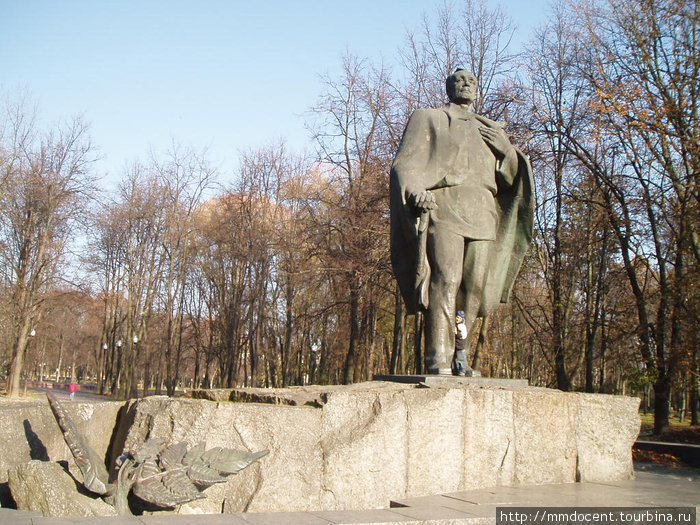 памятник Янке Купала Минск, Беларусь