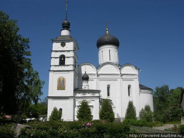 Борисоглебский монастырь Дмитров, Россия