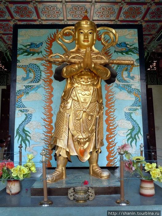 Золотой Будда Лумбини, Непал