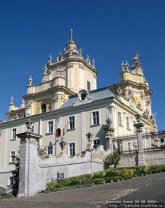Собор Святого Юра — один из самых красивых памятников в архитектуре старого Львова. Львов, Украина