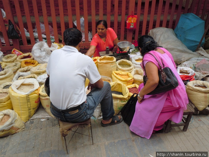 Торговля специями Катманду, Непал