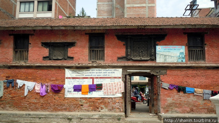 Сушится белье Катманду, Непал