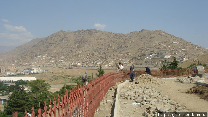 Кабул — северо-запад, ведутся восстановительные работы.