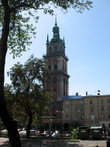 Башня Корнякта построена, как колокольня Успенской церкви, выполняла роль оборонной башни во время осады и дозорного пункта пожарной стражи.