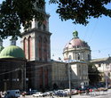 Башня Корнякта и купол Доминиканского собора.