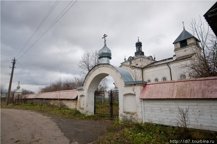 Церковь в дер.Клюкошицы Луга, Россия