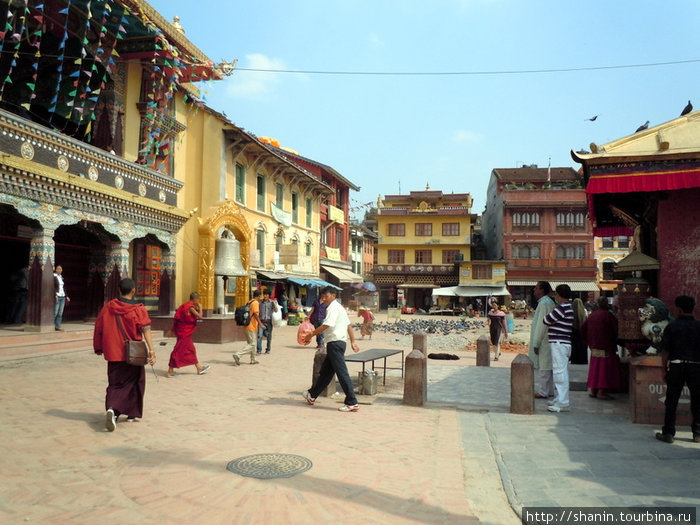 Храм у ступы Буднатх Катманду, Непал