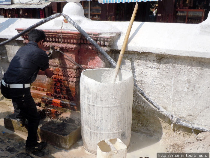 Есть и кран с водой Катманду, Непал
