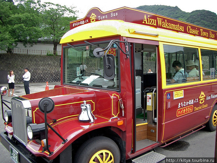 Городской туристический автобус Айзувакамацу, Япония