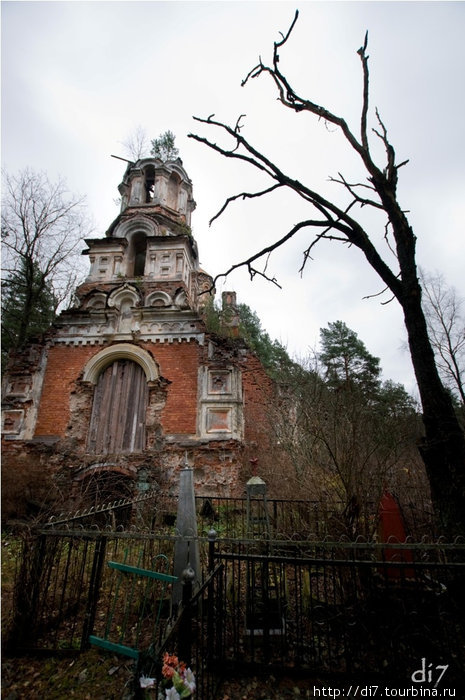 Окрестности Луги, церковь Николая Чудотворца Луга, Россия