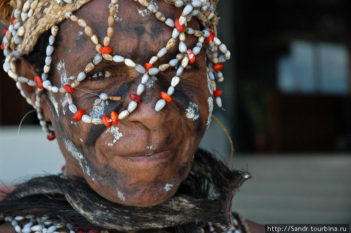 Люди Маппи Джайпура, Индонезия