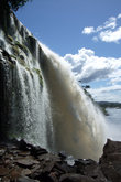 Водопад Салто-Ача