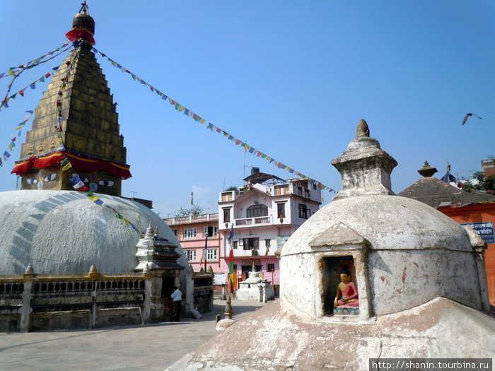 Две ступы Катманду, Непал