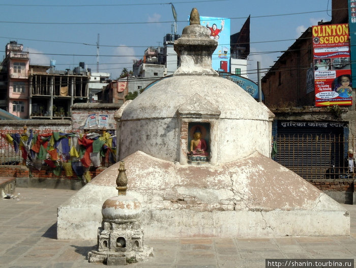 Белая ступа Катманду, Непал