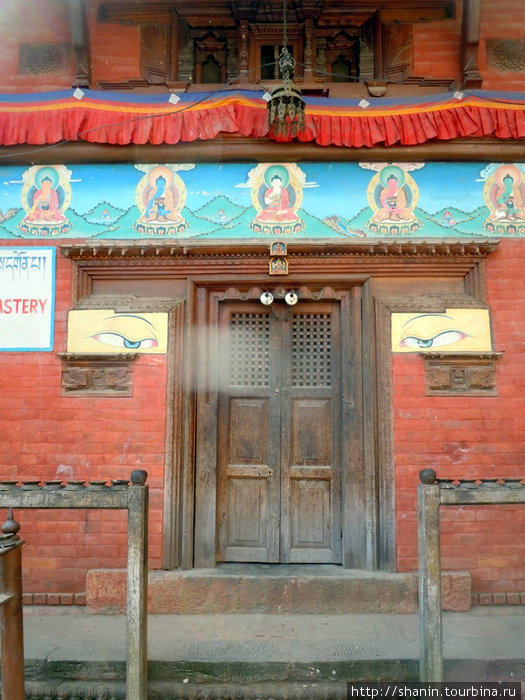 Вход в монастырь Катманду, Непал