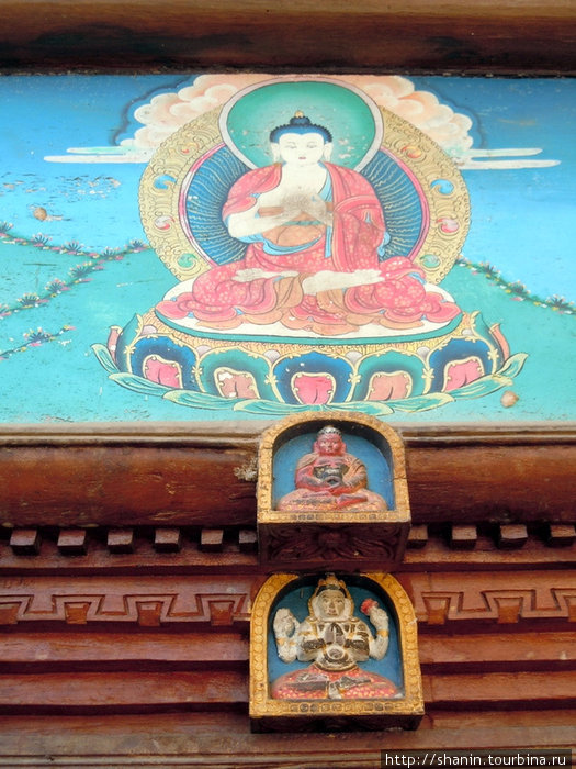 Будда на стене монастыря Катманду, Непал