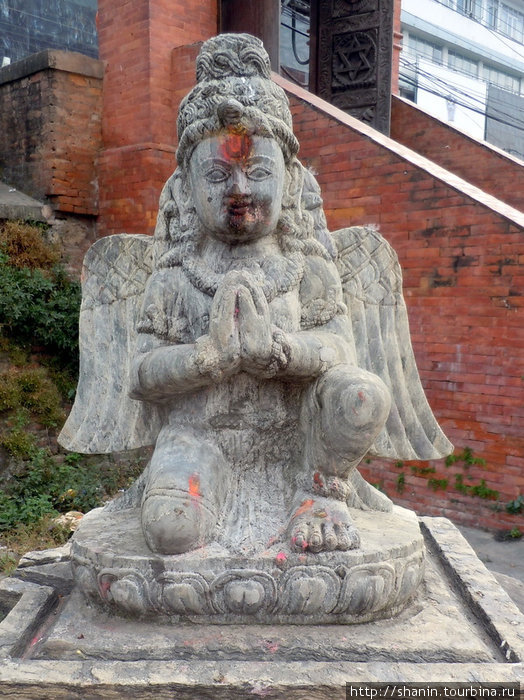 Крылатый бог Катманду, Непал