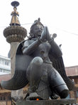 Крылатый индуистский бог