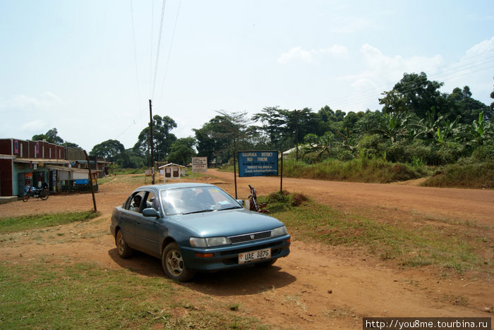 на острове и машины, и дороги Острова Сесе, Уганда
