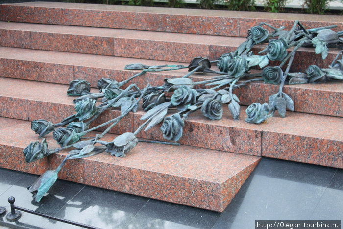 Памятник погибшим в метро Минск, Беларусь