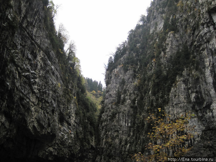 Юпшанский
каньон — каменный мешок Адлер, Россия