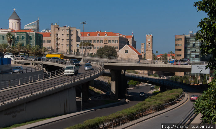 Транспортные развязки Бейрута. К сожалению, они не спасают город от бесчисленных пробок. Ливан