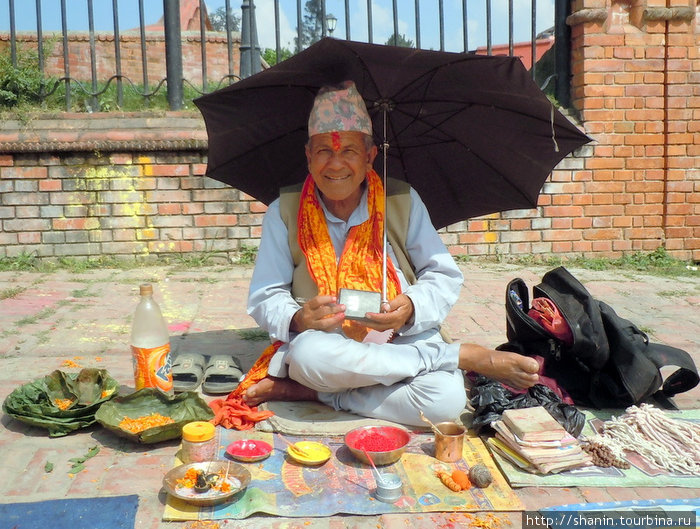 Астролог Катманду, Непал