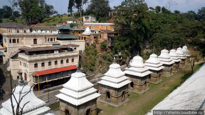 Длинный ряд храмов Шивы Катманду, Непал
