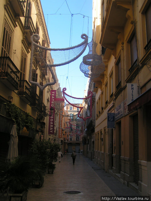 Готовится праздник Малага, Испания