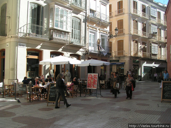 Уличная жизнь Малага, Испания