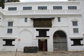 Белое здание Гадди Байтак пристроили к дворцу в период правления династии Рана