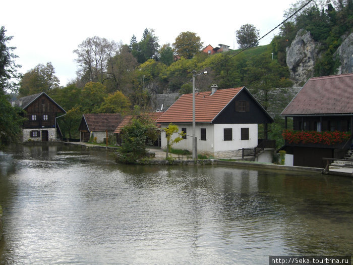 Деревня Rastoke в окрестностях города Слунь Расток, Хорватия