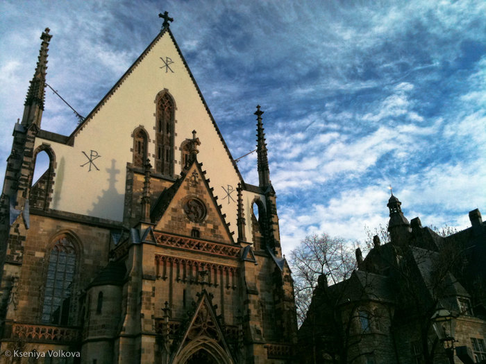 Церковь Св. Фомы — именно там долгие годы работал Иоганн Себастьян Бах Лейпциг, Германия
