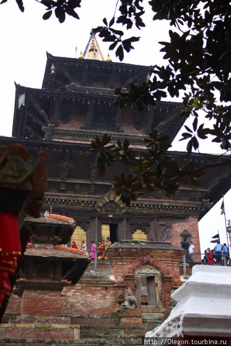 Храм Таледжу открыт для народа всего один раз в году Катманду, Непал