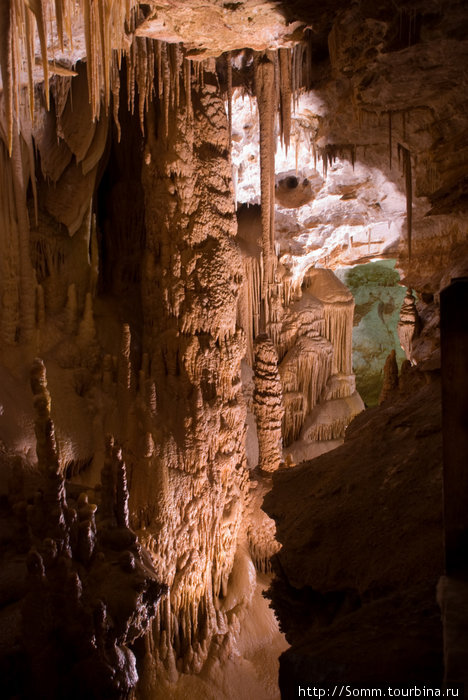 Пещера Караджа Гюмюшхане, Турция