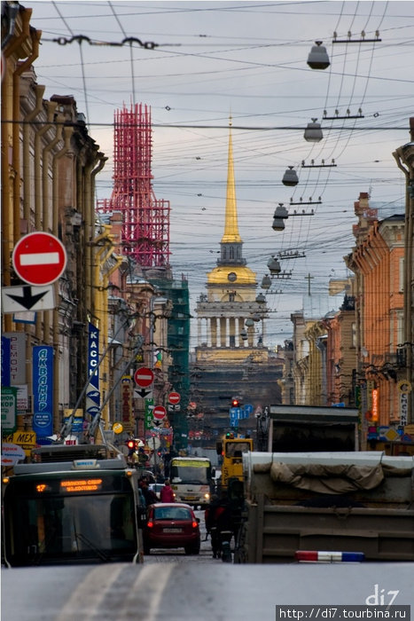 Любимый город. Сеть в небе Петербурга.