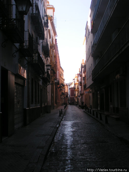 Мощёная улица Севилья, Испания