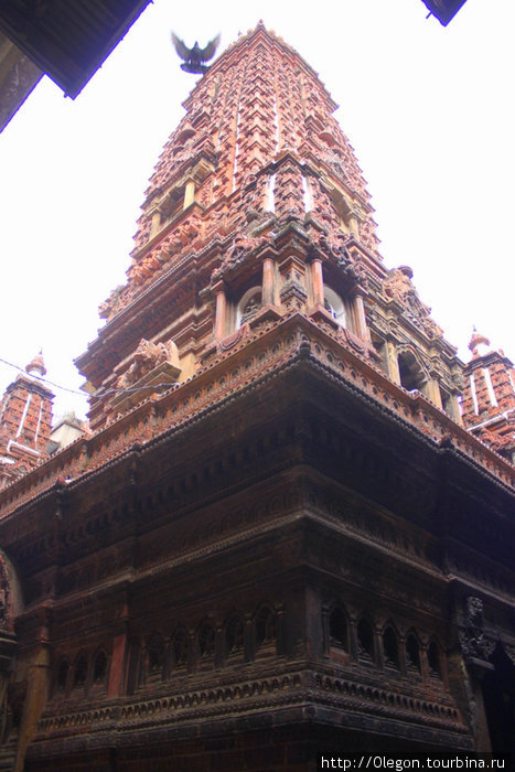 Храм Махабудда(15 век)- на каждом кирпичике изображение Будды Патан (Лалитпур), Непал